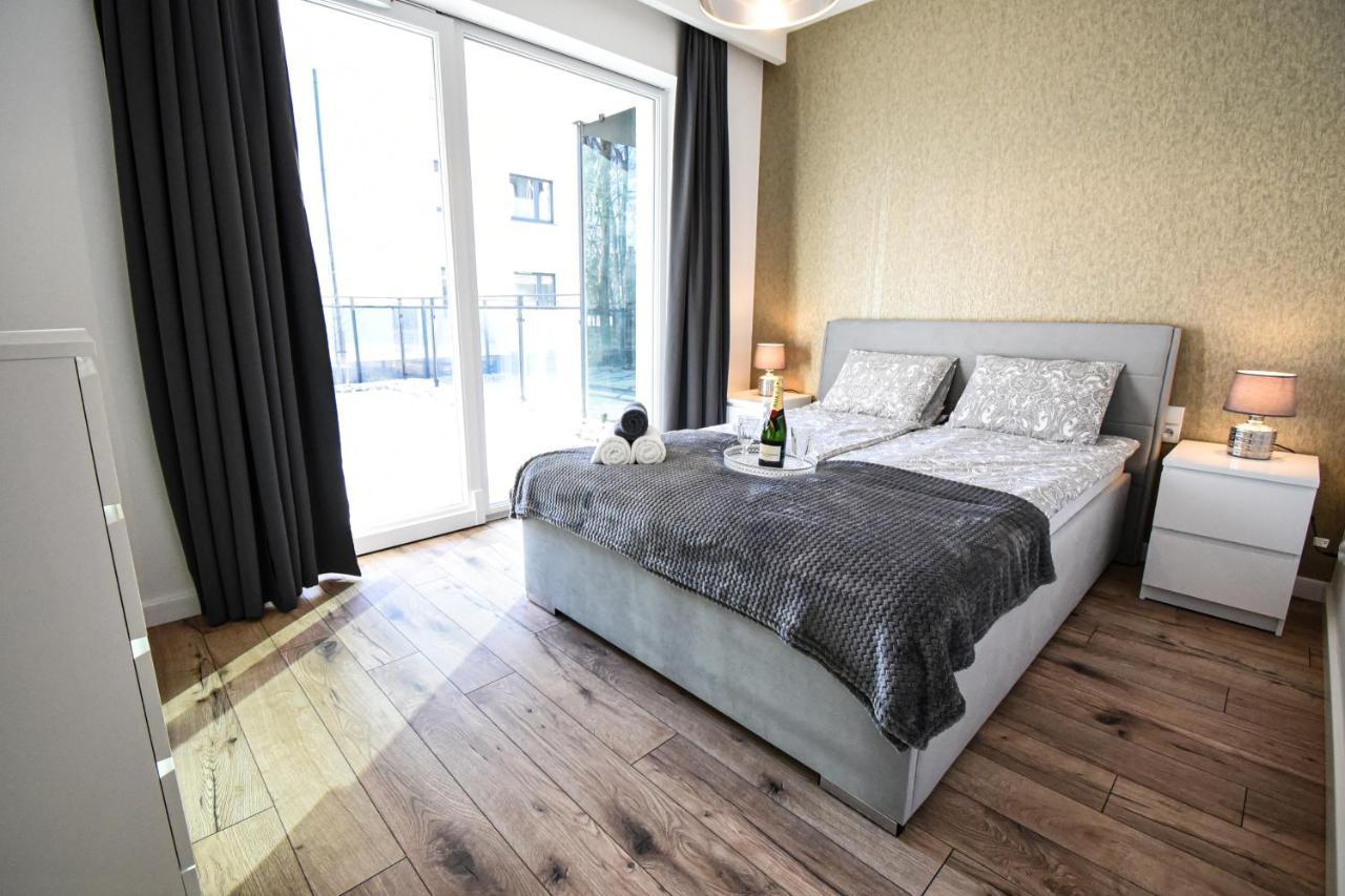אוסטראודה Apartament Villa Park Przy Plazy Z Widokiem Na Jezioro, Taras 50 M2 מראה חיצוני תמונה